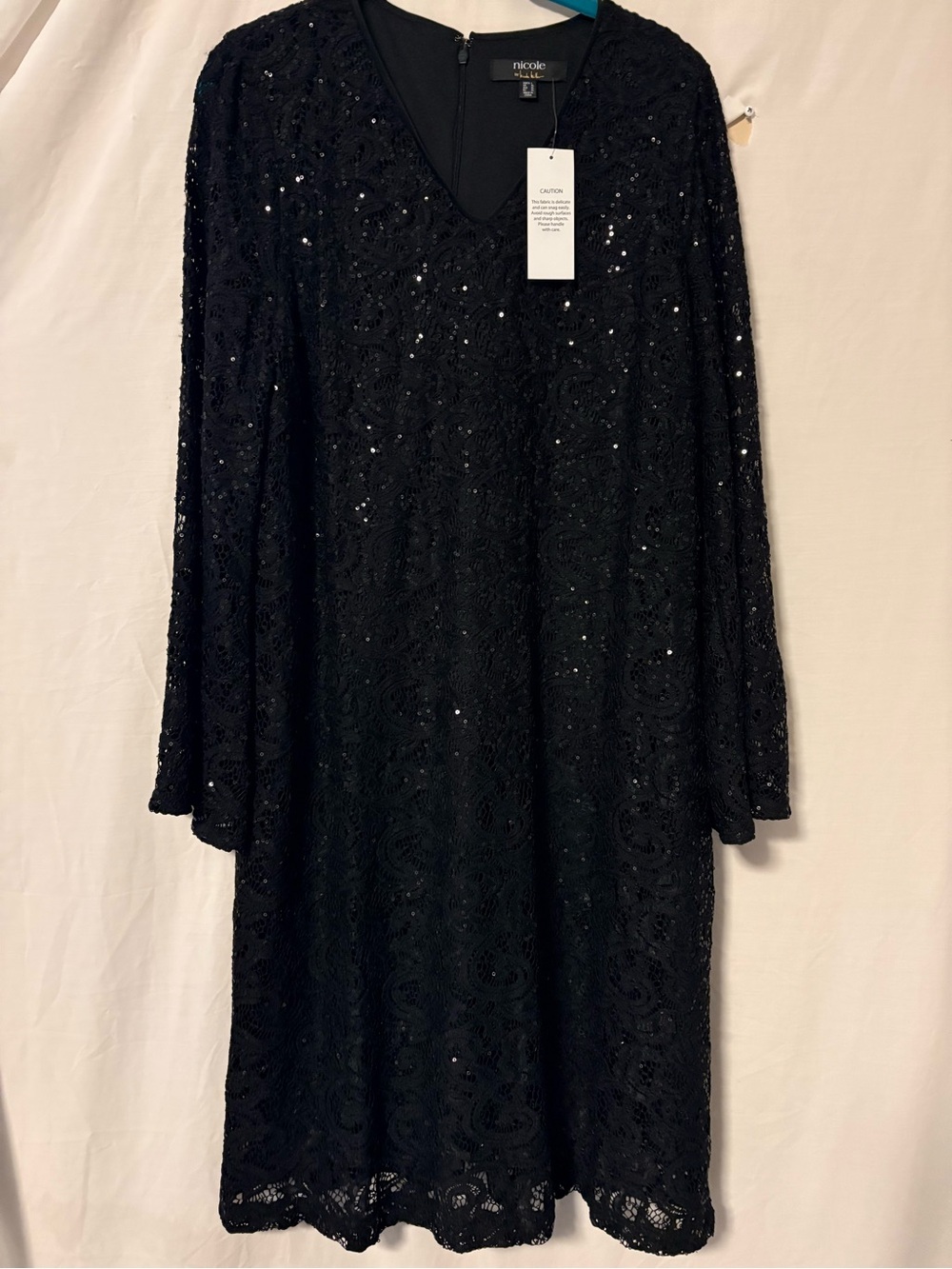 Nicole by Nicole Miller Black Sequin Lace V-Neck Long Lace Sleeve Dress